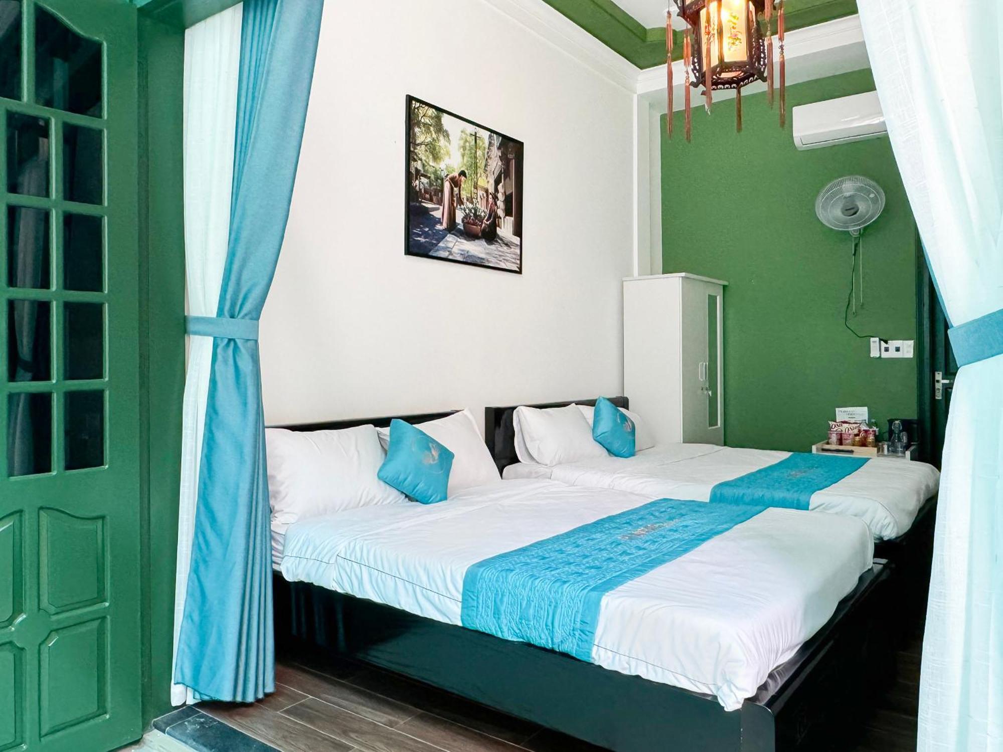 Plumeria Homestay Thon Kim Long Exterior photo